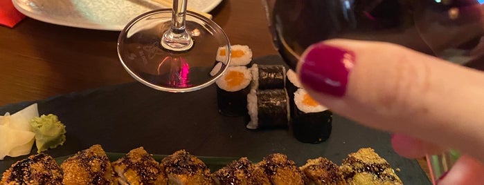 SushiCo is one of Emre'nin Beğendiği Mekanlar.
