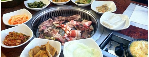 Incheonwon BBQ House is one of Lugares guardados de Sammie.
