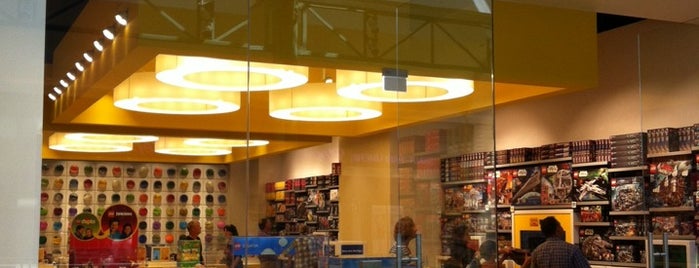 LEGO Store is one of LEGO Benelux.