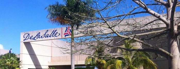 Universidad La Salle (ULSA) is one of Cancun.