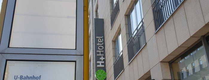 H+ Hotel Berlin Mitte is one of Comedor da Xis'in Beğendiği Mekanlar.