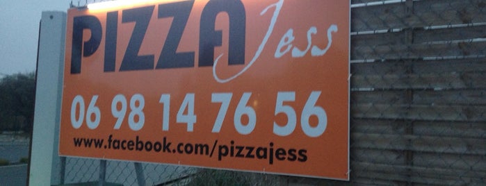 Pizza Jess is one of Orte, die Bernard gefallen.