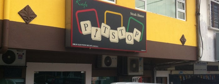 PitStop Cafe is one of Kay Yi's Foodie Places.