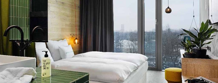 25hours Hotel Bikini Berlin is one of Tempat yang Disimpan Max.