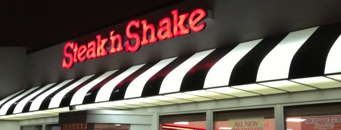 Steak 'n Shake is one of สถานที่ที่ Lesley ถูกใจ.