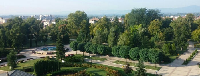 Свиленград (Svilengrad) is one of Bulgarian Cities.