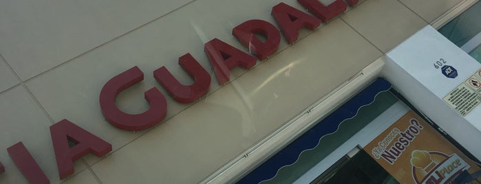 Farmacia Guadalajara is one of Claudio : понравившиеся места.
