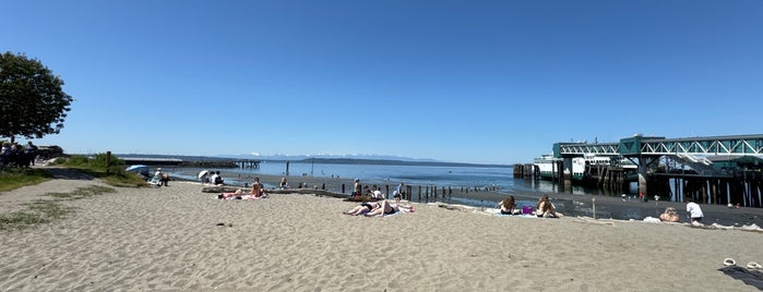 Edmonds Beach is one of Seattle limo services/ TownCar/  Airport Shuttel.