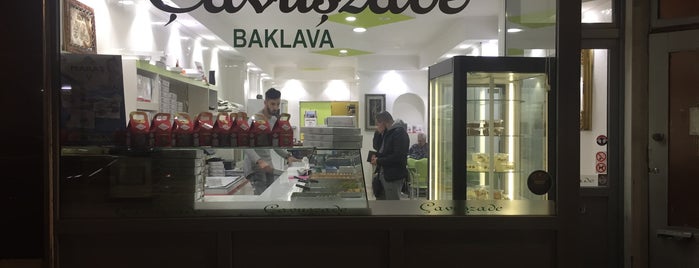 Çavuşzade Baklava is one of สถานที่ที่ Can ถูกใจ.