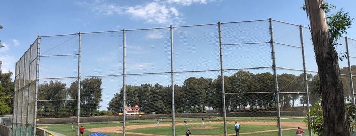 LMC Baseball field is one of Tempat yang Disukai Shawn.