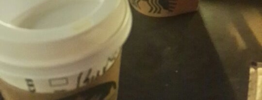 Starbucks is one of Ömer  PARLAK ..  ® : понравившиеся места.