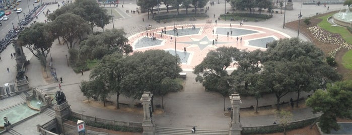 Plaza de Cataluña is one of Malaga-Barcelona-Milan.