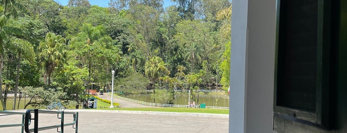 Palácio do Horto is one of Cafeterias & Padarias.