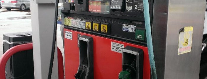 Kroger Fuel Center is one of 주변장소2.
