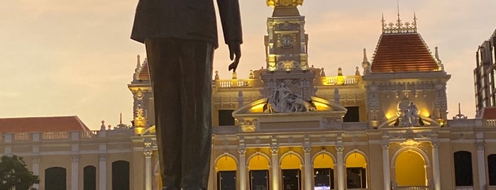 Ho Chi Minh Statue is one of HCMC 2020.