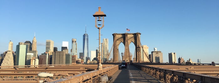 Brooklyn Bridge is one of Lily Visit.