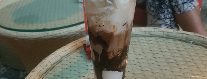 Bellany ice cream / Waterfall is one of Ho chi minh/ Mui Ne 2017.