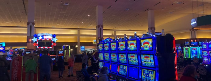 Kickapoo Lucky Eagle Casino is one of Lieux qui ont plu à Widgeon.