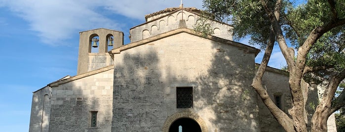 Chiesa di Santa Maria di Portonovo is one of SUMMER HOUSE.