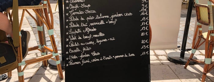 Bistro de l'Hôtel is one of Restaurants.