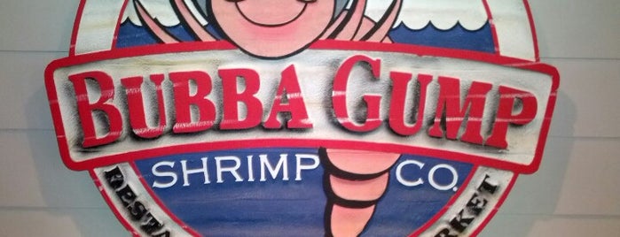 Bubba Gump Shrimp Co. is one of สถานที่ที่ Tumara ถูกใจ.