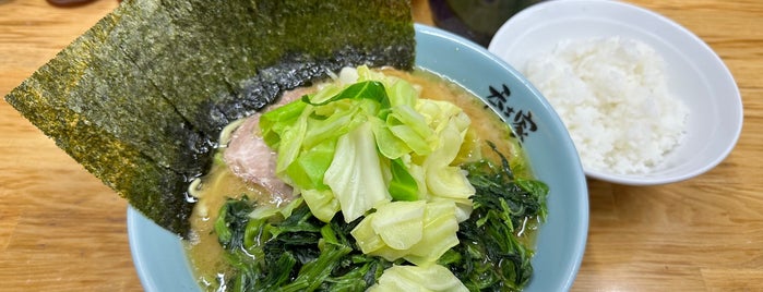 横浜家系らーめん 秀吉家 is one of ラーメン.