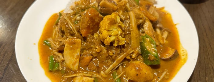 もりやま屋 is one of Curry.