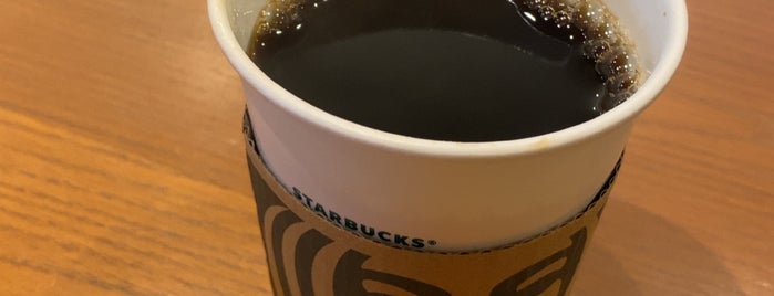 Starbucks is one of カフェ 行きたい.