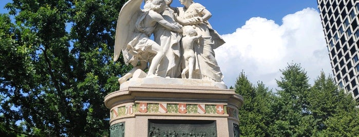 Strassburger Denkmal is one of Švýcarsko.