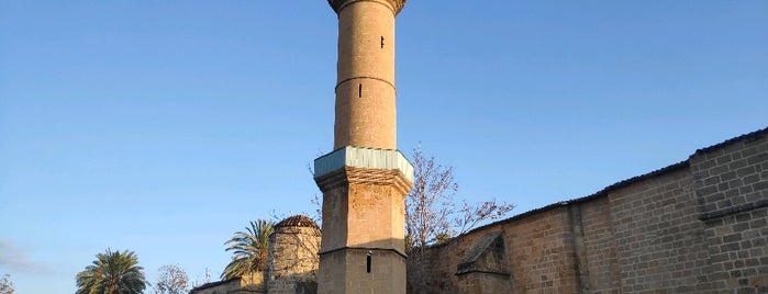 Omeriye Mosque is one of Locais curtidos por Juan.