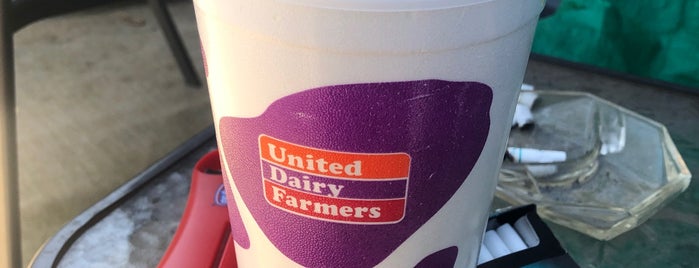 United Dairy Farmers (UDF) is one of Posti che sono piaciuti a thadd.
