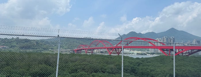 Guandu Bridge is one of Тайбэй.