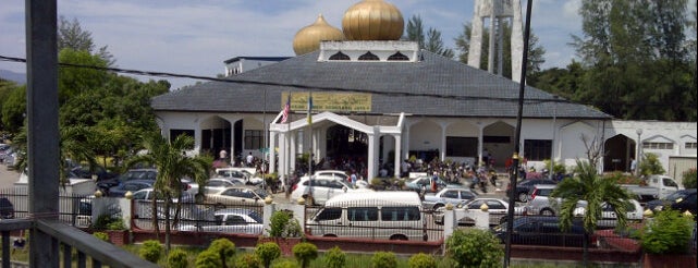 Masjid Jamek Seberang Jaya is one of Dinos : понравившиеся места.