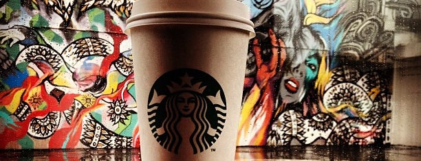Starbucks is one of Mike: сохраненные места.