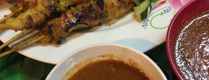 Restoran satay hut tanjong karang is one of Posti che sono piaciuti a ꌅꁲꉣꂑꌚꁴꁲ꒒.