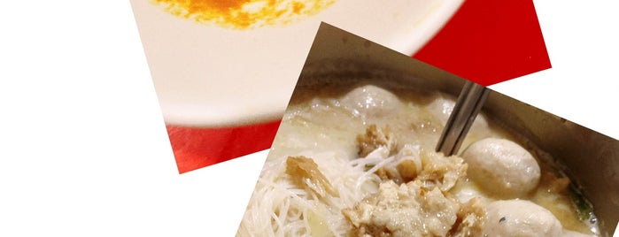 Restoran Bo Kee & You 芙蓉波仔鱼头米 is one of Seremban foods.