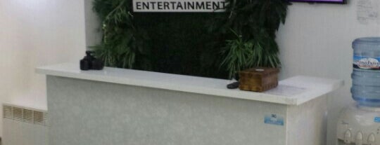 Offline Entertainment is one of Tempat yang Disukai Seniora.