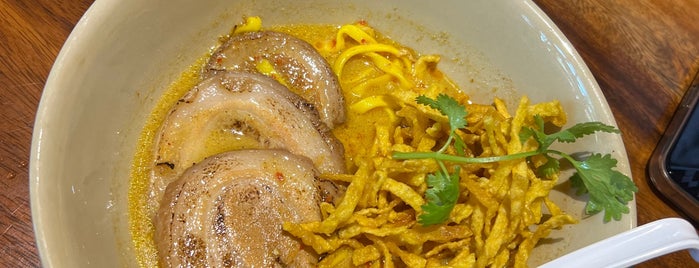 ข้าวซอยนิมมาน is one of Chiang Mai Local Food.