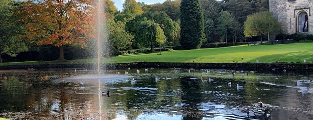 Towneley Park is one of Lugares favoritos de Tristan.