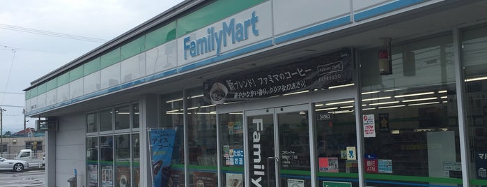 ファミリーマート 徳島金沢二丁目店 is one of ファミリーマート in Tokushima.