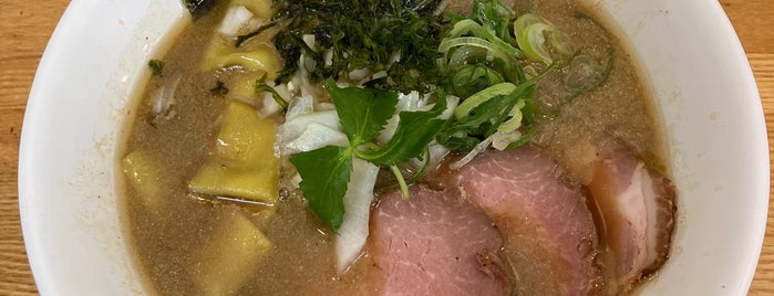 中華そば 西食 is one of 徳島ラーメン 中華そば.