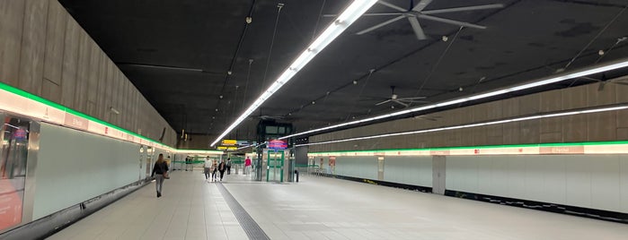 MM – El Perchel is one of Metro de Málaga.