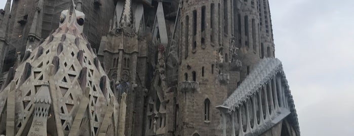 Sagrada Família is one of Posti che sono piaciuti a Mara.