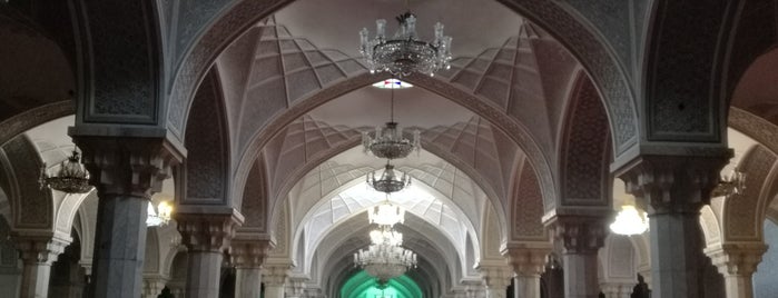 Sepah Salar Mosque | مسجد سپه‌سالار is one of Tehran Attractions.