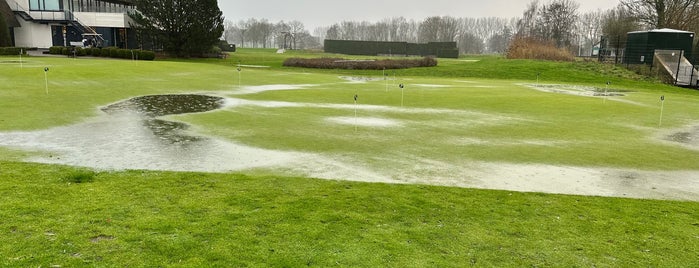 Dekker Golf is one of Golf Course Holland.