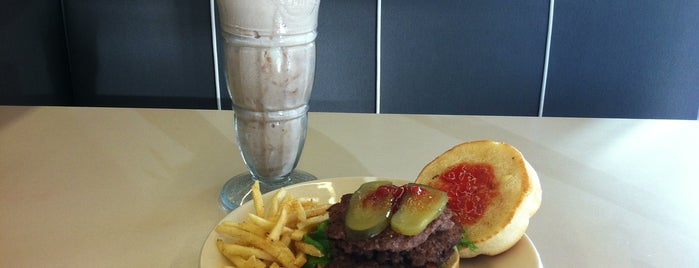 Steak 'n Shake is one of Places to visit in Houston.