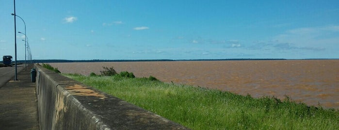 Itaipu barragem de terra - margem esquerda is one of Wladimirさんのお気に入りスポット.