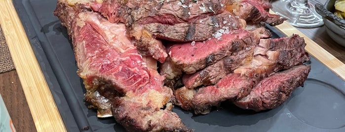 Minotor Steak House is one of Genève - gastro treats.