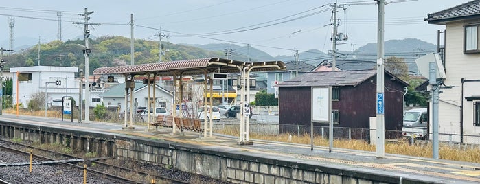 Kogushi Station is one of 山陰本線の駅.