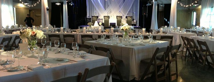 The Loveless Barn is one of Top Wedding Venues in Nashville.
